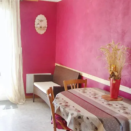 Familial Avec Piscine A 54 M² Apartament *